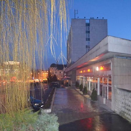 Saris Rooms Прешов Экстерьер фото
