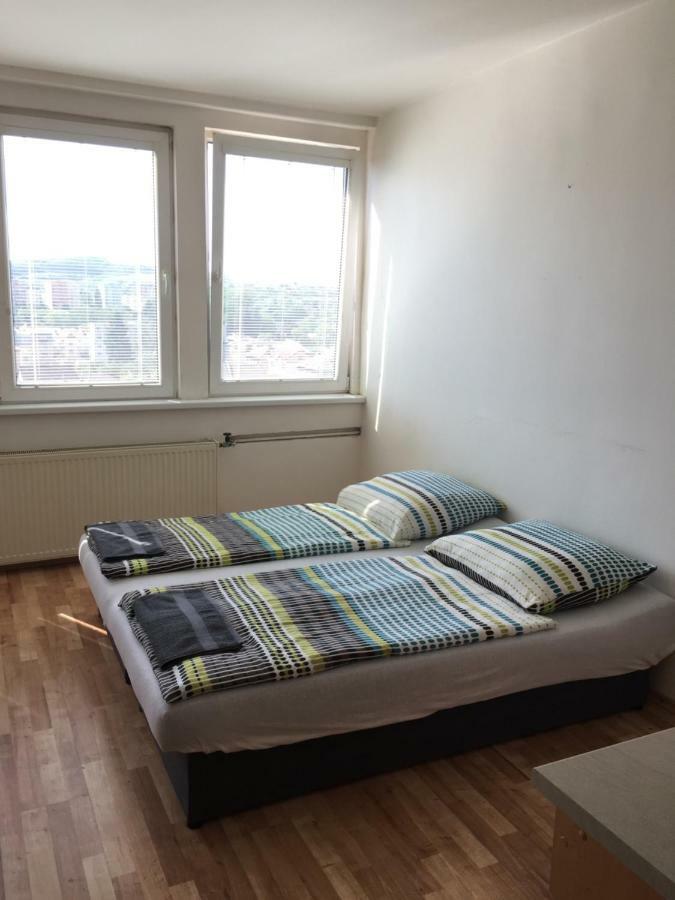 Saris Rooms Прешов Экстерьер фото
